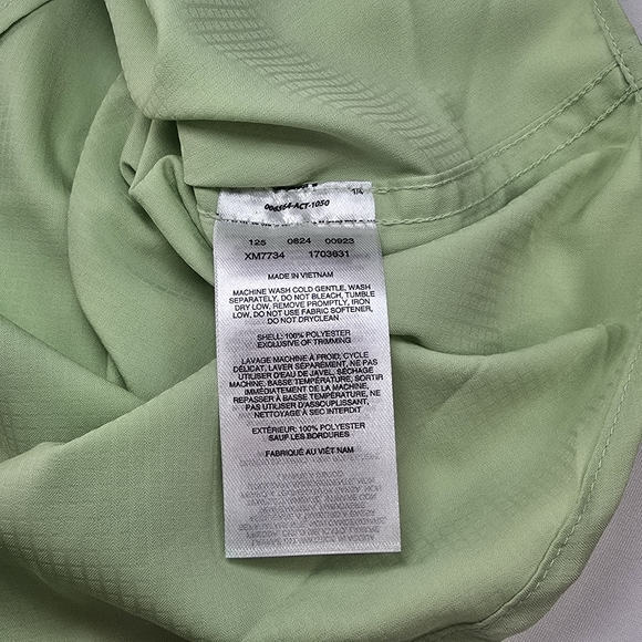 Columbia Short Sleeve Button Down Shirt‎ Size Medium - Picture 5 of 5